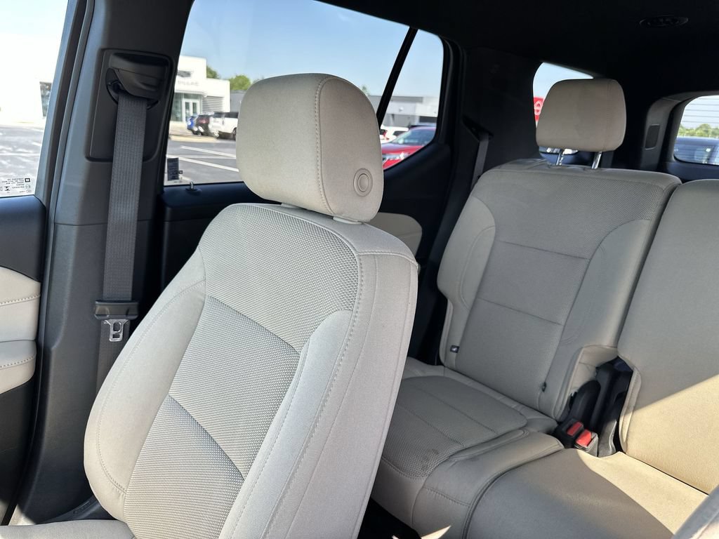 Used 2023 Chevrolet Traverse LS w/ Safety Package FWD image 12