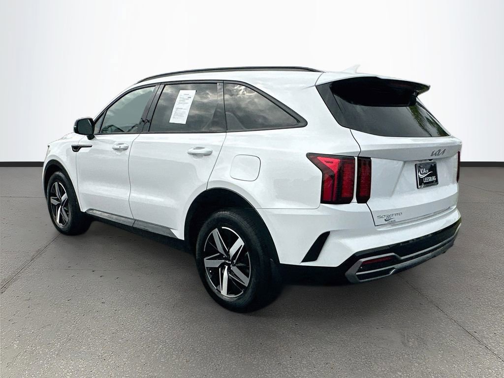 Used 2023 Kia Sorento S FWD image 5