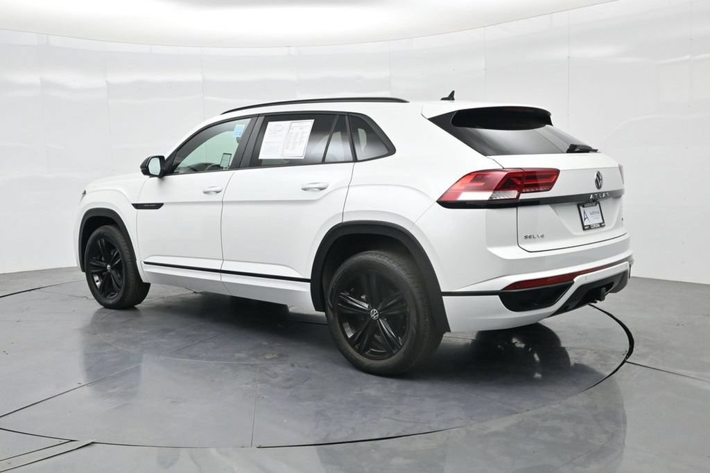 Used 2023 Volkswagen Atlas Cross Sport SEL R-Line AWD/4WD image 5
