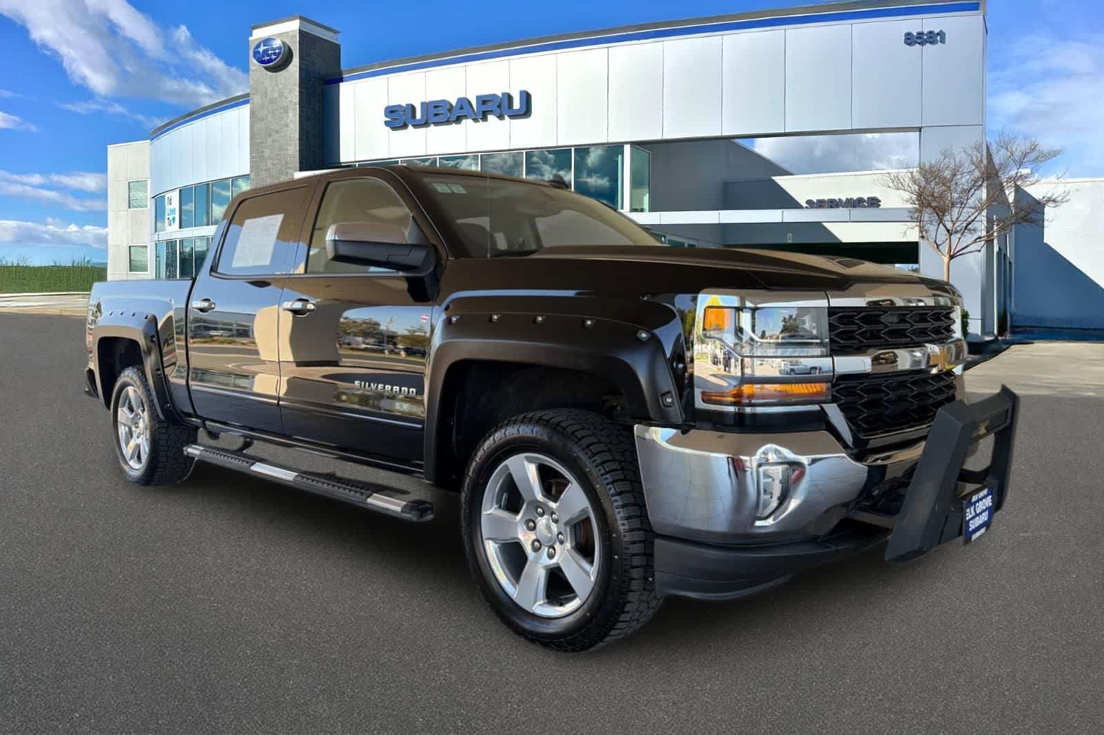 Used 2018 Chevrolet Silverado 1500 LT w/ All Star Edition RWD image 5