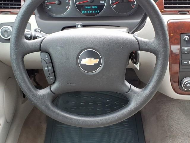 Used 2008 Chevrolet Impala LT FWD image 14