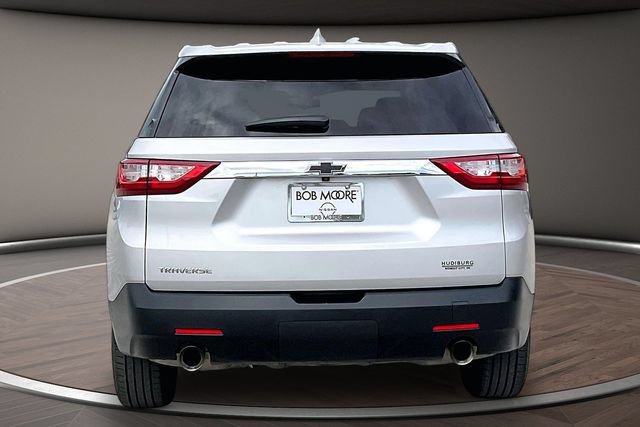 Used 2021 Chevrolet Traverse LS FWD image 4