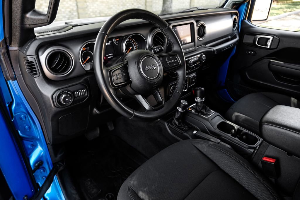 Used 2022 Jeep Wrangler Unlimited Sport image 25