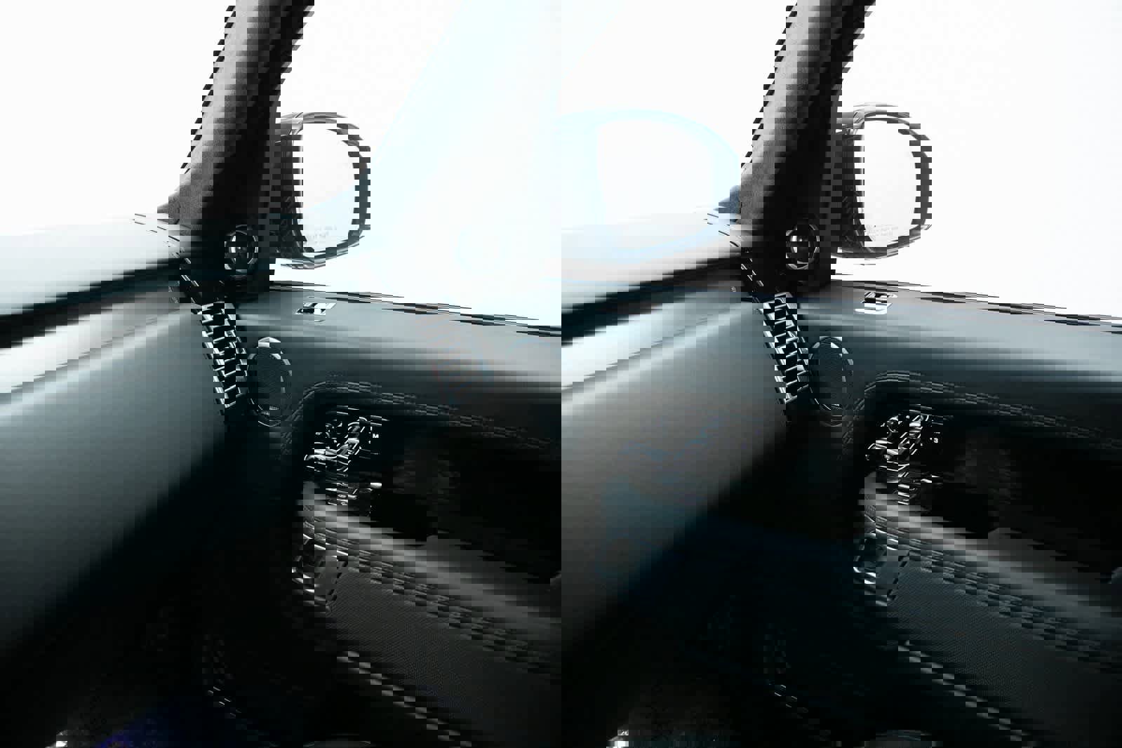 Used 2021 Land Rover Range Rover SV Autobiography Dynamic image 24