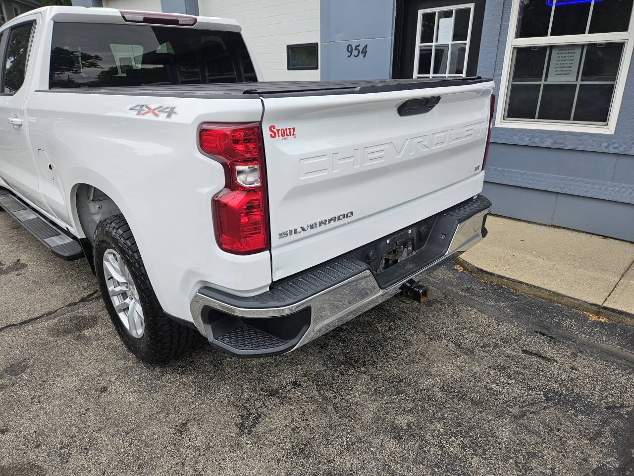 Used 2019 Chevrolet Silverado 1500 LT w/ All-Star Edition AWD/4WD image 4