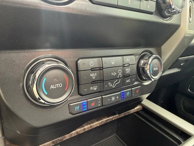 Used 2019 Ford F250 Lariat w/ Lariat Ultimate Package AWD/4WD image 29