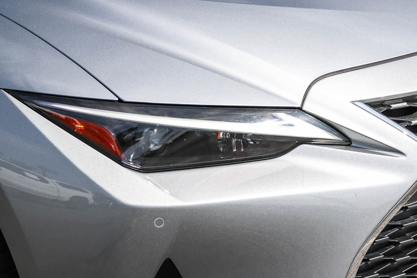 Used 2021 Lexus IS 300 w/ Comfort Package RWD image 4