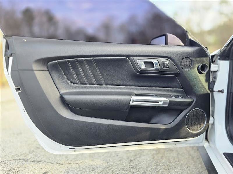 Used 2017 Ford Mustang GT Premium w/ Equipment Group 401A image 34