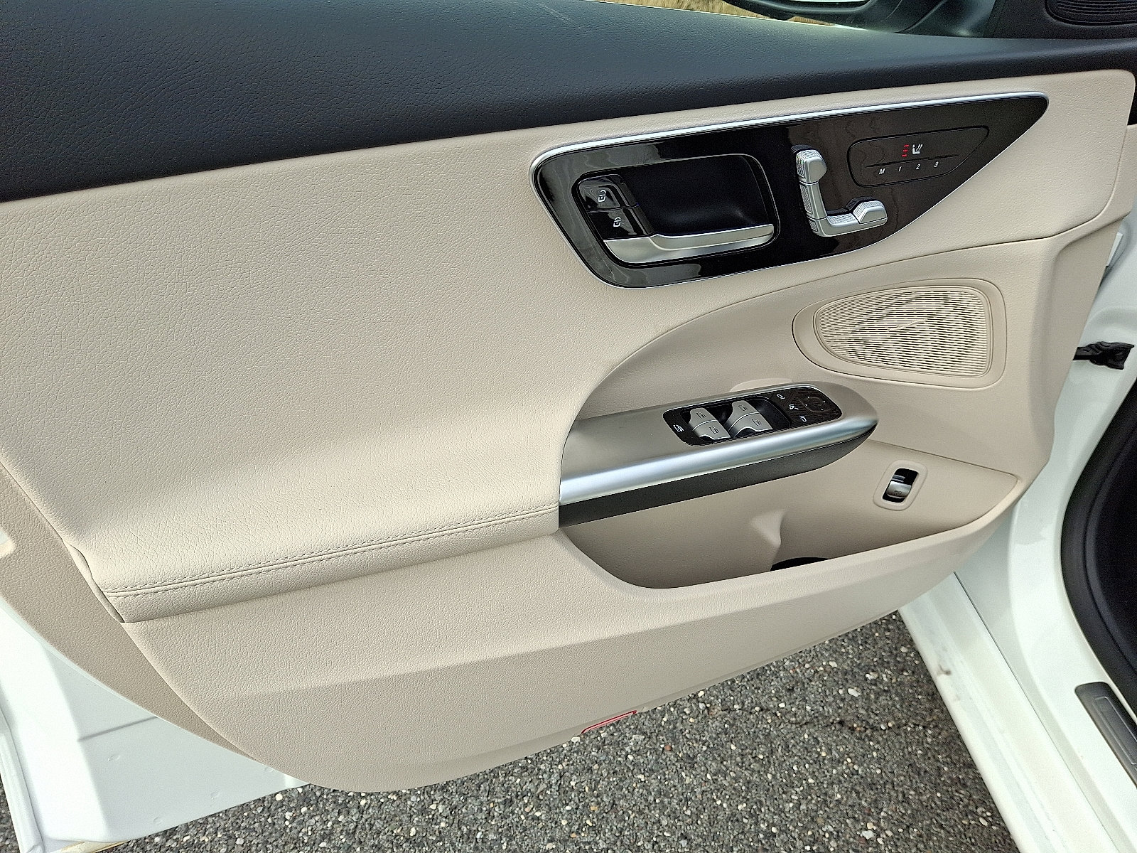 New 2026 Mercedes-Benz C 300 4MATIC Sedan image 7