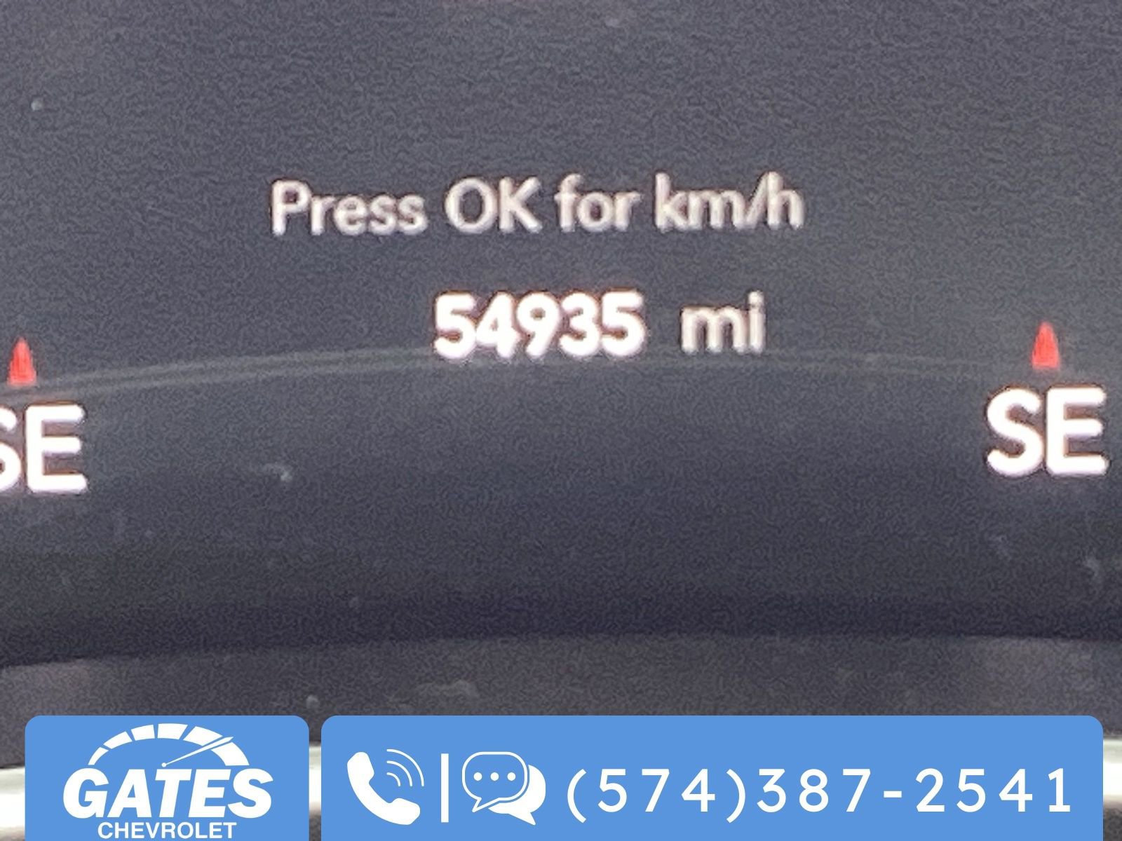 Used 2024 Chrysler Pacifica Touring-L image 4
