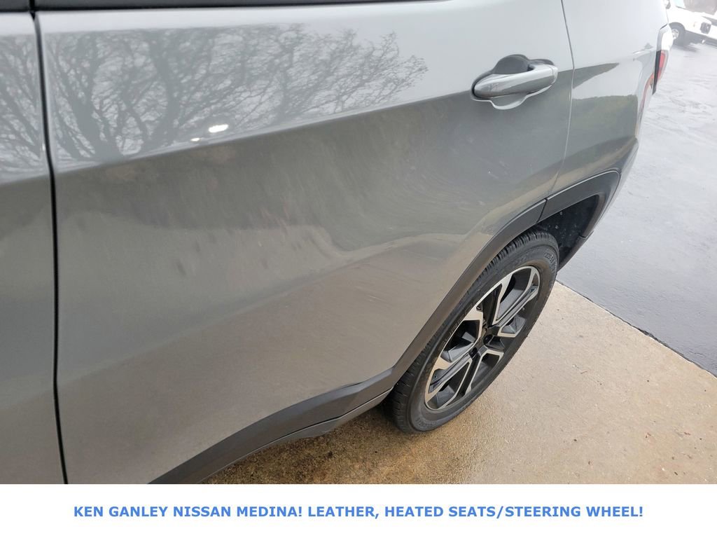 Used 2023 Jeep Compass Limited image 12