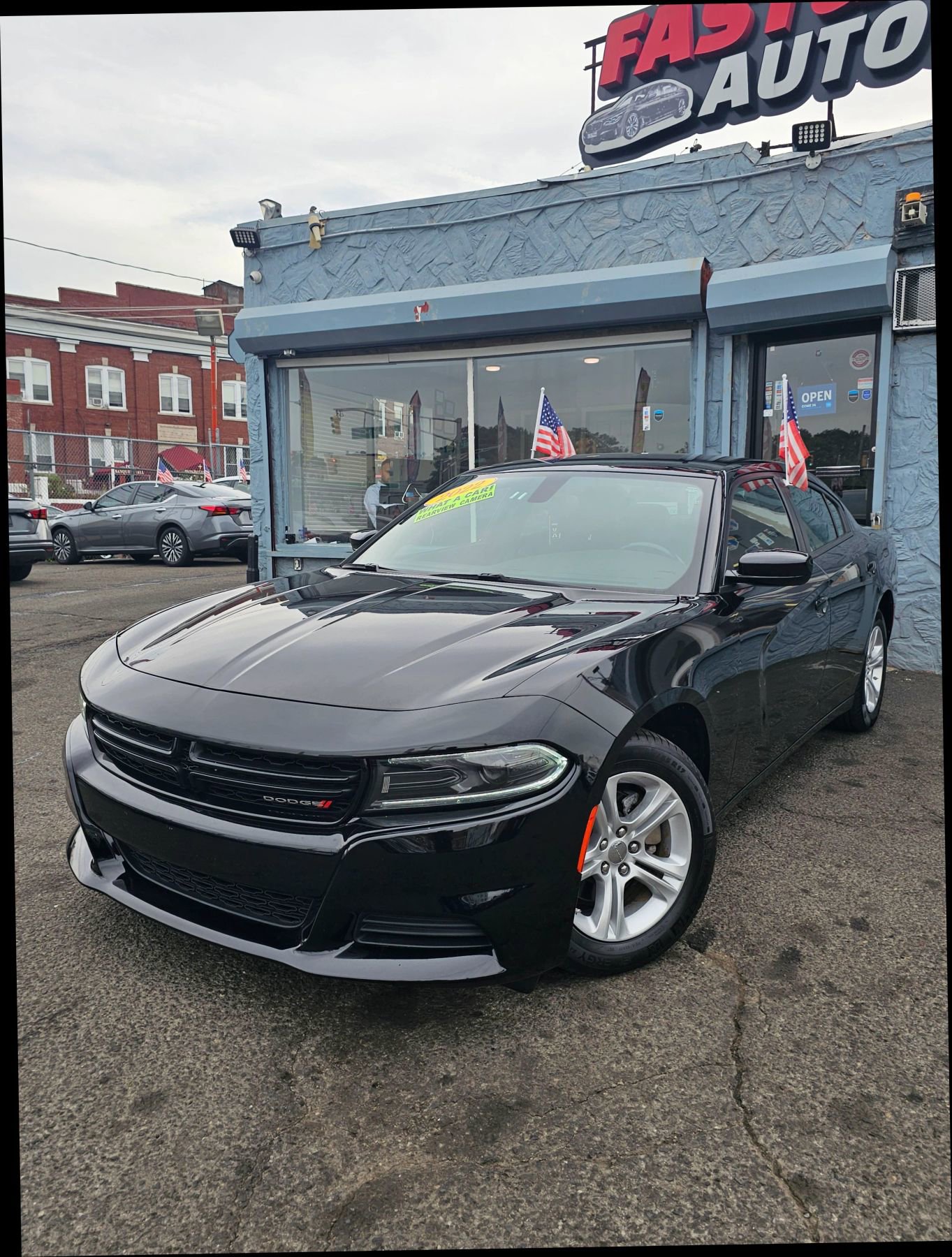 Used 2022 Dodge Charger SXT image 4