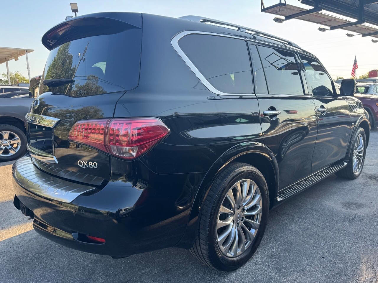 Used 2015 INFINITI QX80 2WD w/ 22" Wheel Package image 5