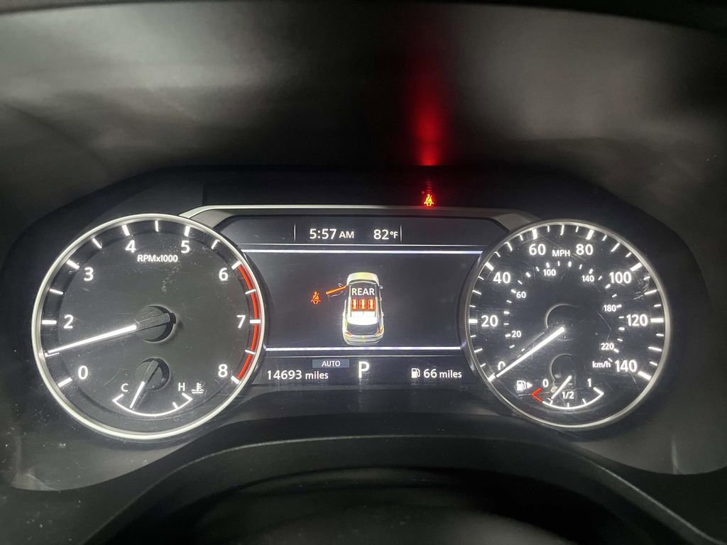 Used 2023 Nissan Rogue SV image 23