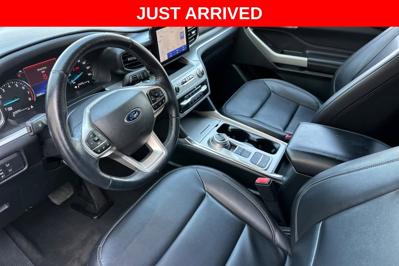 Certified 2022 Ford Explorer XLT w/ Equipment Group 202A RWD image 12