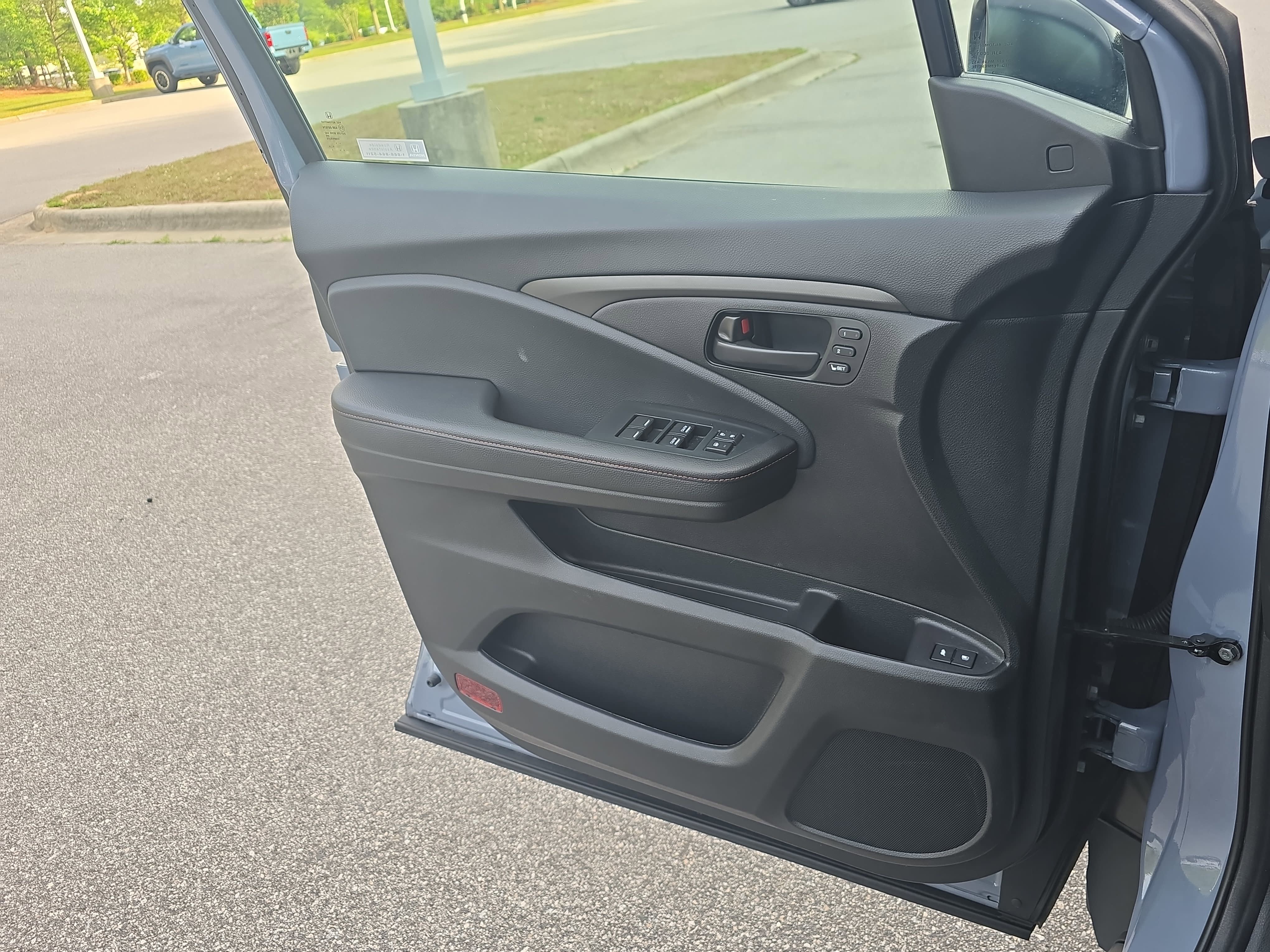 Used 2024 Honda Passport TrailSport image 26