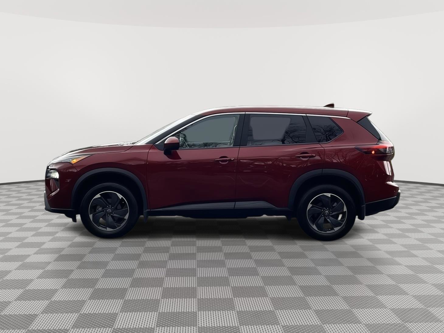 Used 2024 Nissan Rogue SV AWD/4WD image 8
