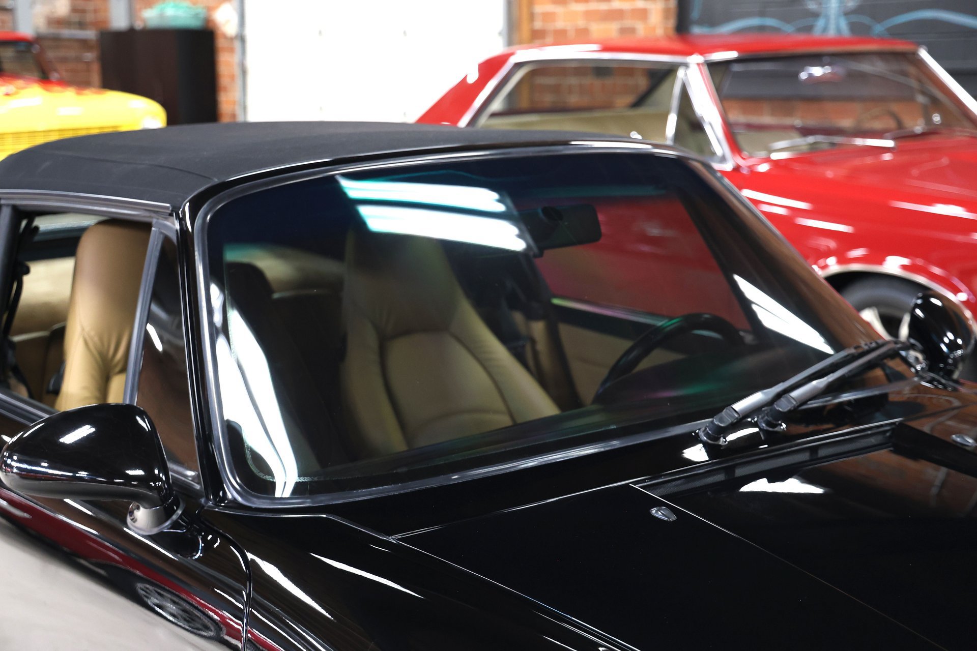 Used 1995 Porsche 911 Cabriolet image 11