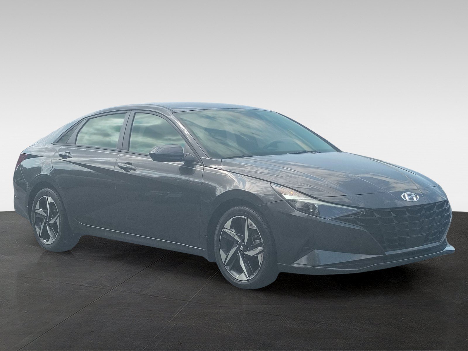 Used 2023 Hyundai Elantra SEL w/ Convenience Package FWD image 3