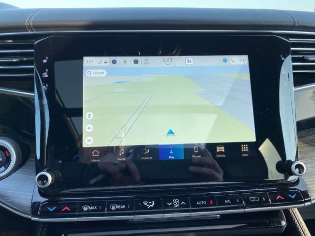 Used 2023 Jeep Wagoneer Series II w/ Premium Group I image 4