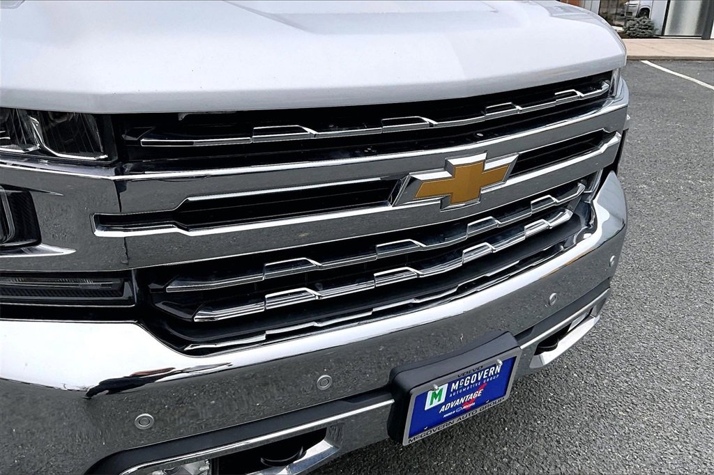 Used 2021 Chevrolet Silverado 1500 LTZ w/ LTZ Premium Package image 34