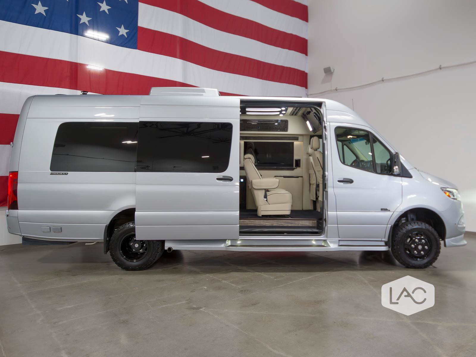 Used 2020 Mercedes-Benz Sprinter 3500 image 33