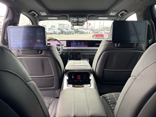 Used 2026 Cadillac Escalade V AWD/4WD image 13