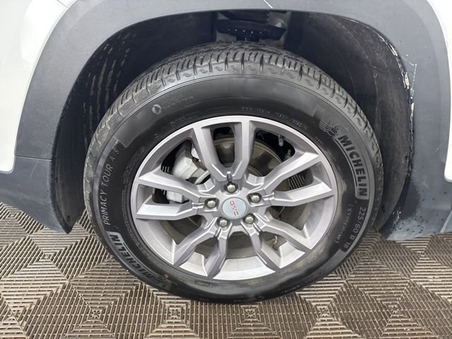 Used 2024 GMC Terrain SLT image 28