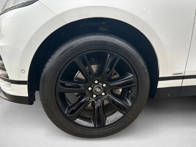 Used 2018 Land Rover Range Rover Velar R-Dynamic SE AWD/4WD image 24