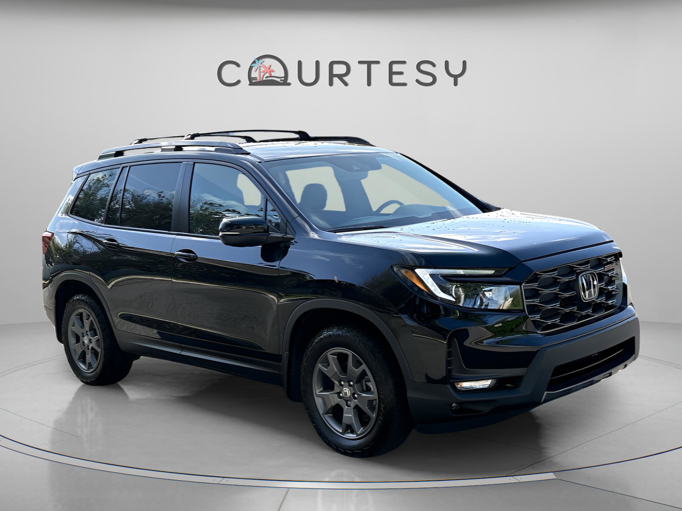 Used 2024 Honda Passport TrailSport image 9