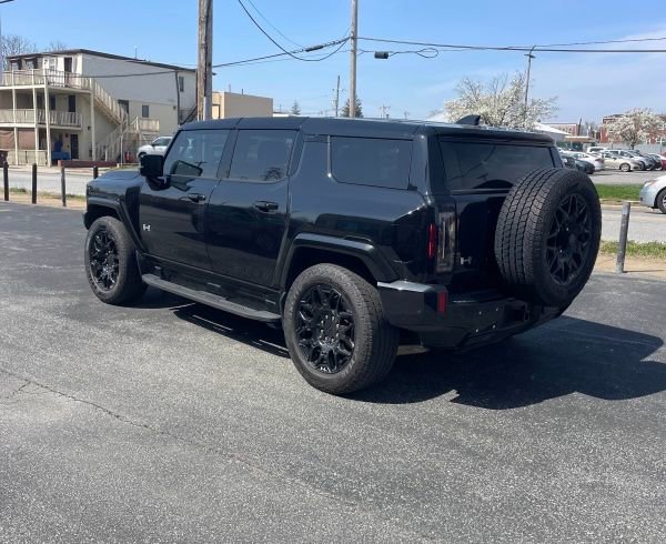 Used 2024 GMC Hummer EV 2X AWD/4WD image 4