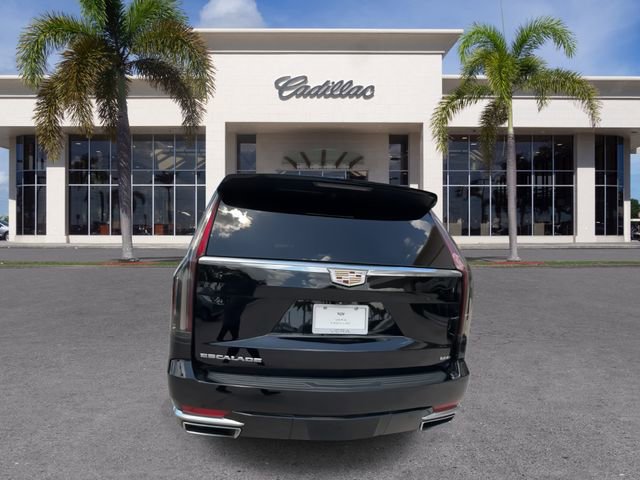 Certified 2022 Cadillac Escalade Premium Luxury RWD image 12