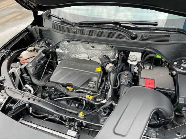 Certified 2025 Chevrolet Trax LT w/ LT Convenience Package image 27