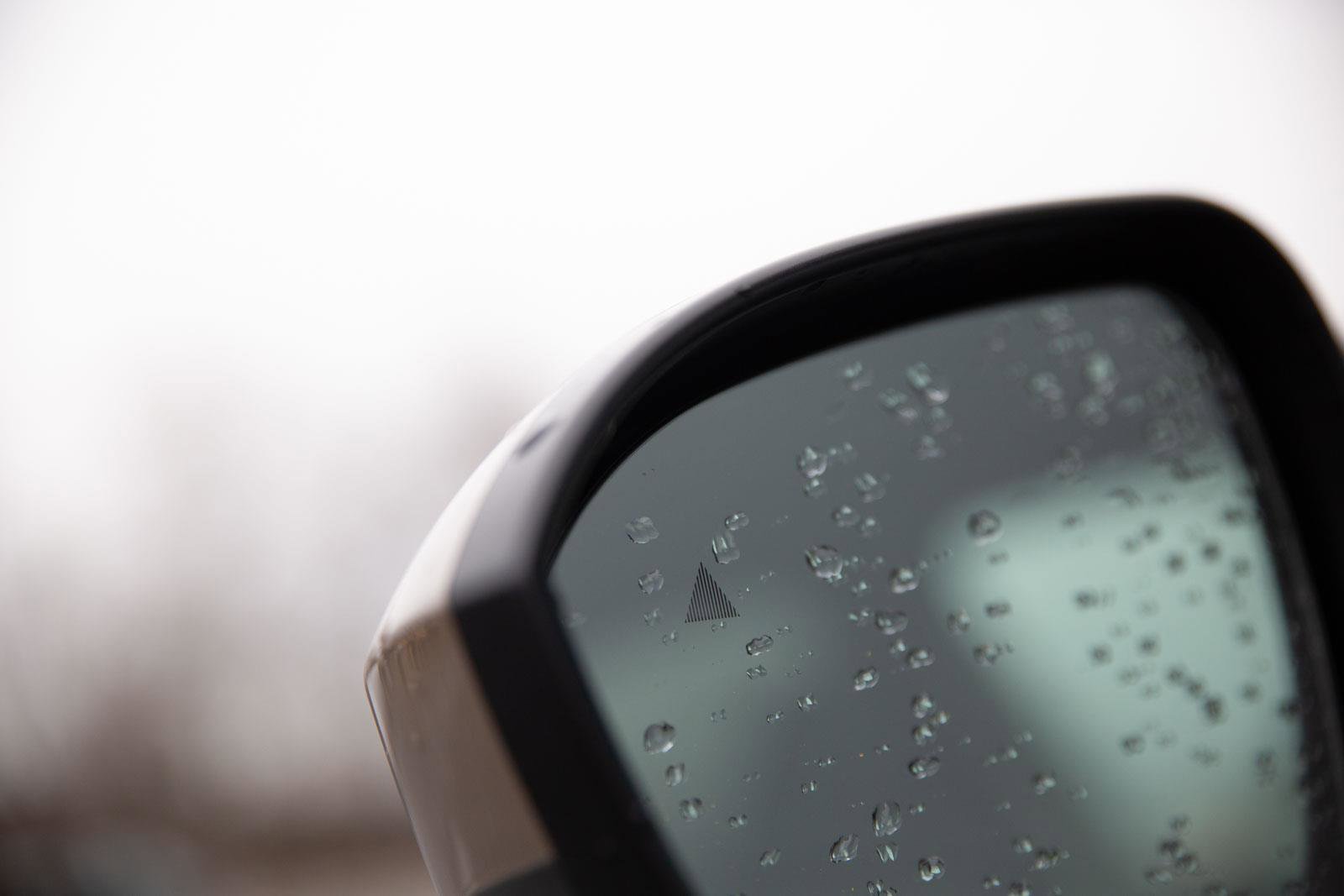 Used 2025 Nissan Rogue SV image 10