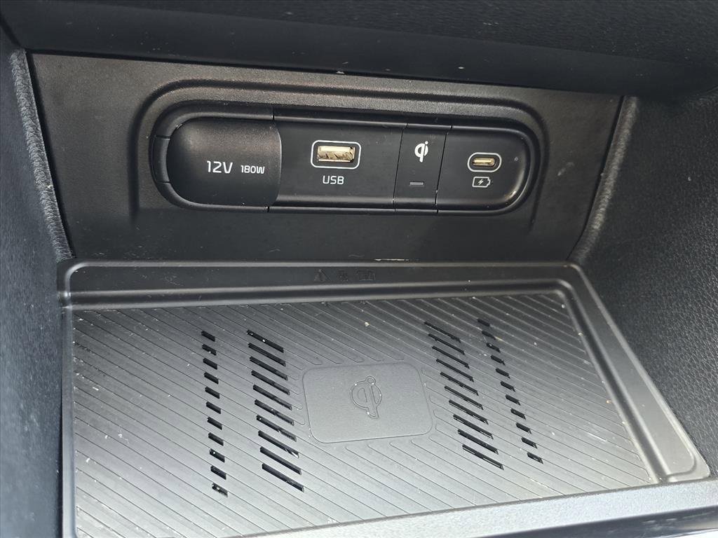 Used 2023 Kia Sportage EX image 15