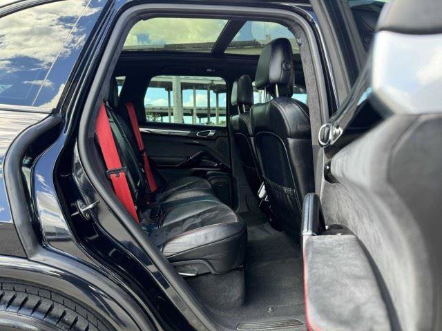 Used 2017 Porsche Cayenne GTS AWD/4WD image 45