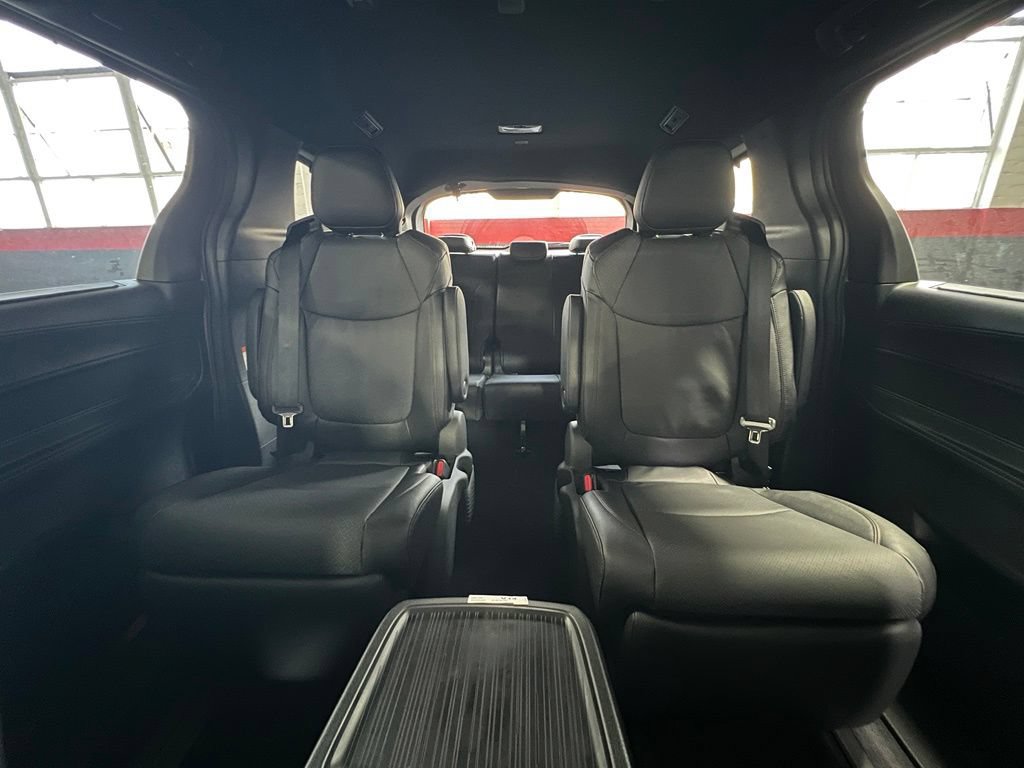 New 2026 Toyota Sienna Platinum AWD/4WD image 13