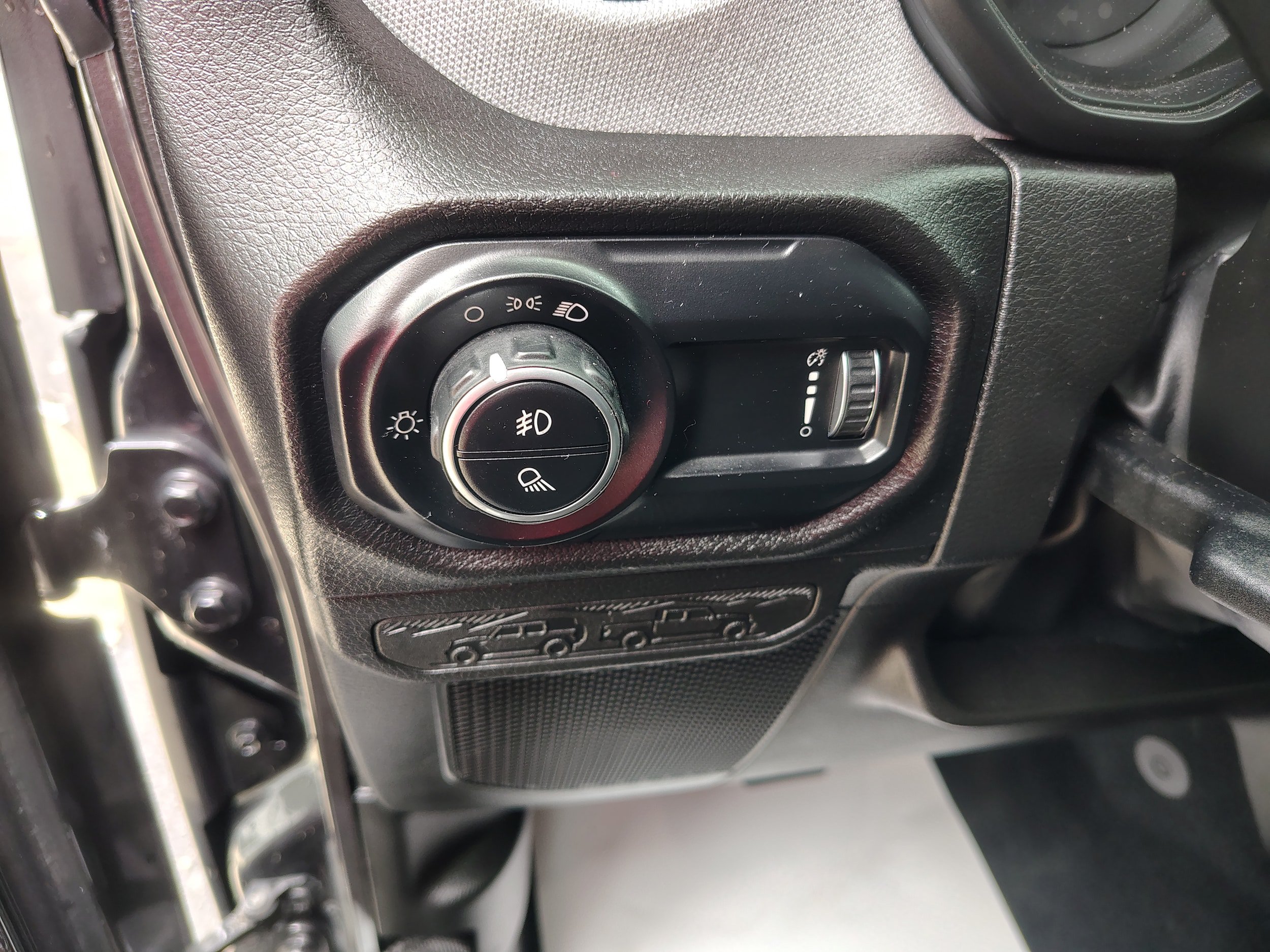 Used 2024 Jeep Gladiator Sport AWD/4WD image 20