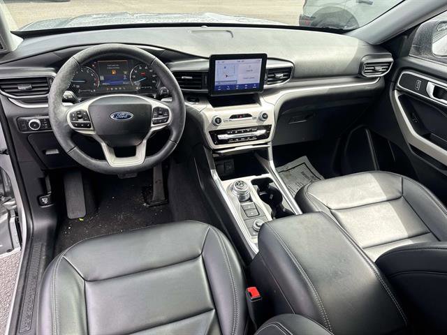 Certified 2023 Ford Explorer XLT w/ Equipment Group 202A AWD/4WD image 37