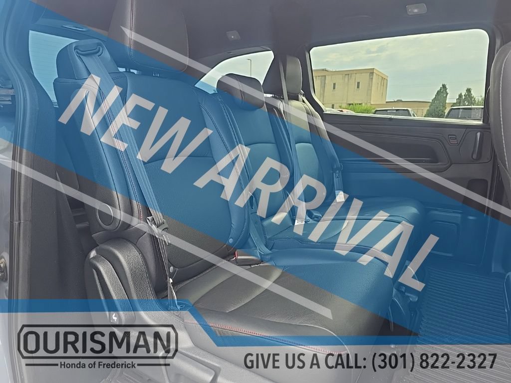 Used 2023 Honda Odyssey Sport image 13