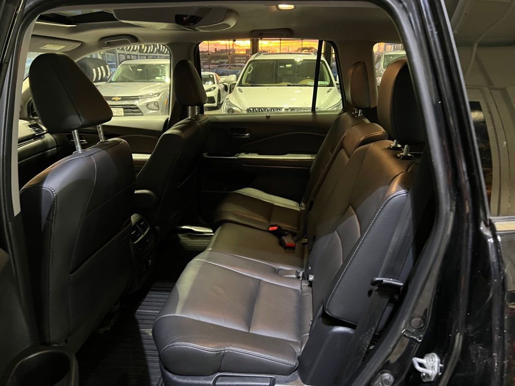 Used 2022 Honda Pilot Touring image 21
