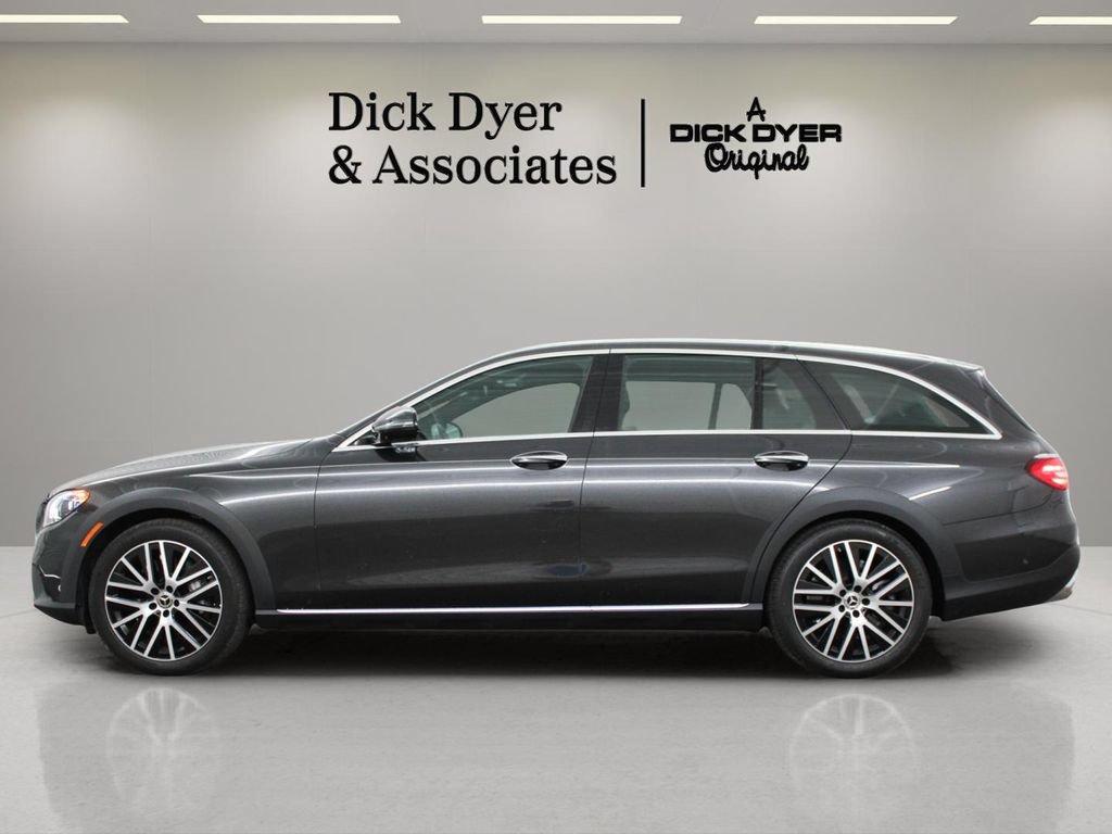 Used 2023 Mercedes-Benz E 450 4MATIC All-Terrain Wagon image 15
