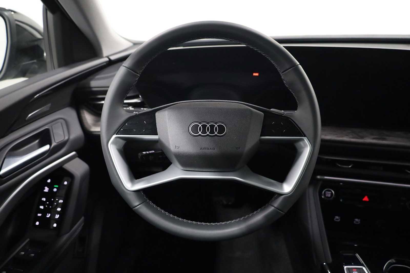 Certified 2025 Audi Q5 Prestige image 23