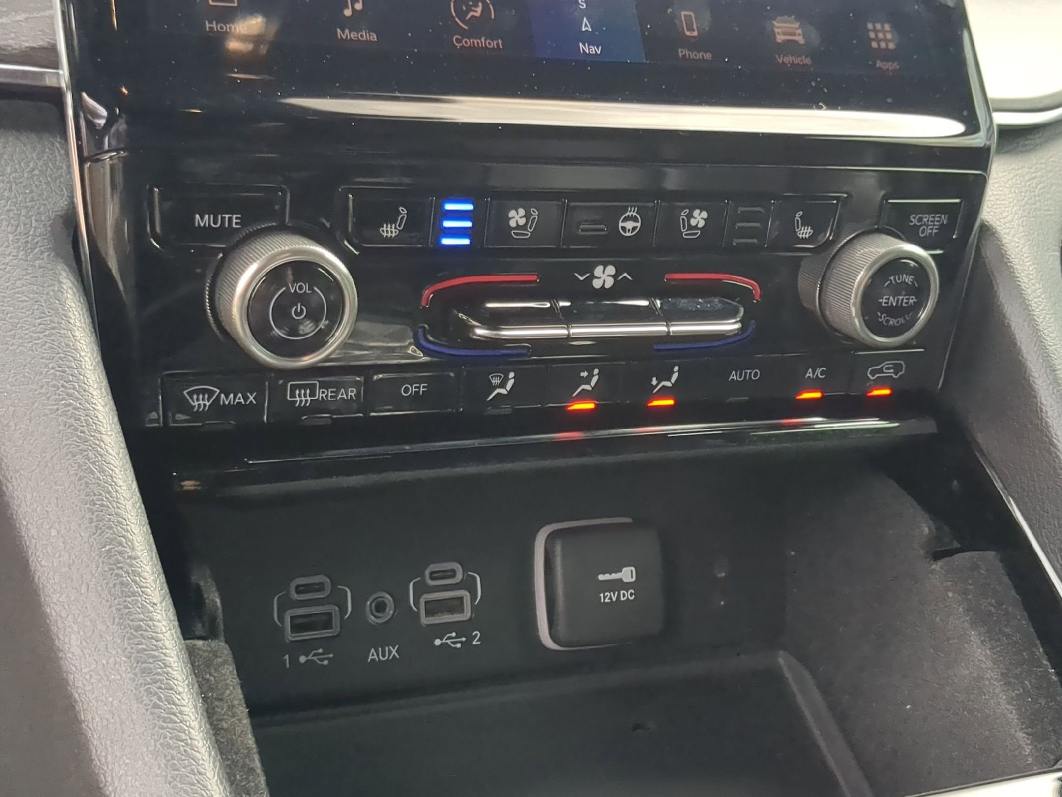 Used 2022 Jeep Grand Cherokee L Overland w/ Advanced Protech Group III image 18