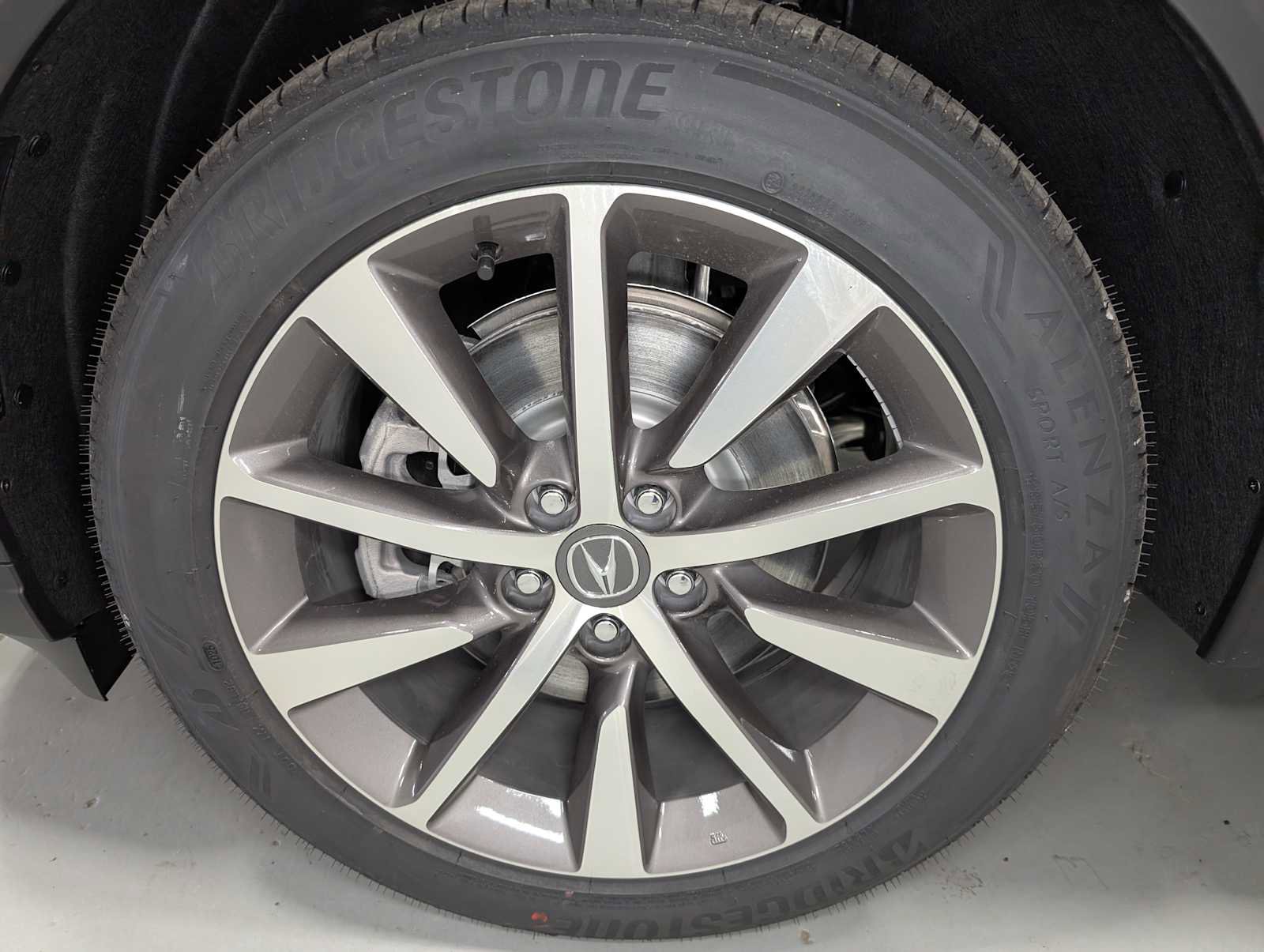 Certified 2025 Acura MDX SH-AWD w/ Technology Package image 3