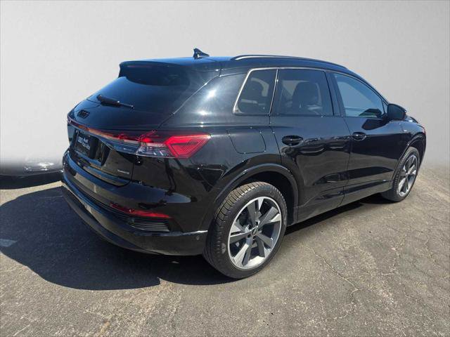Used 2023 Audi Q4 e-tron Premium Plus w/ Premium Plus AWD/4WD image 3