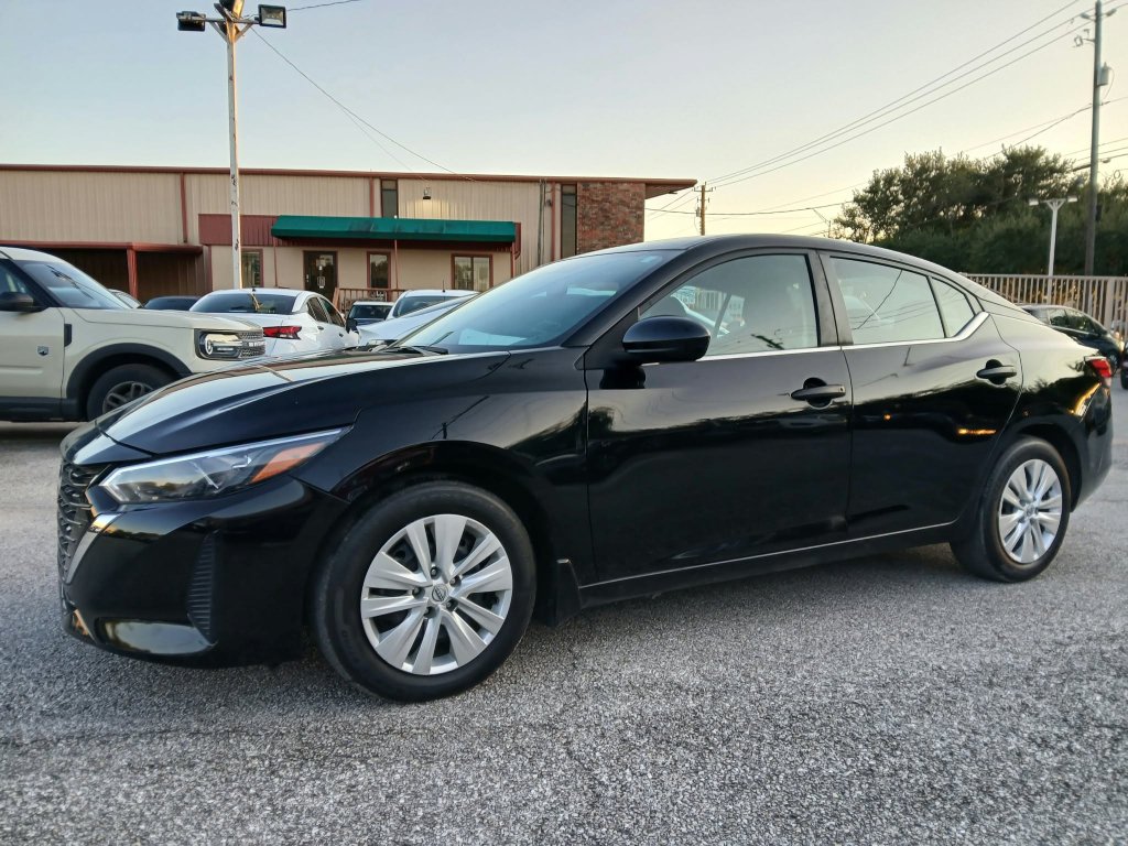 Used 2024 Nissan Sentra S w/ Lighting Package