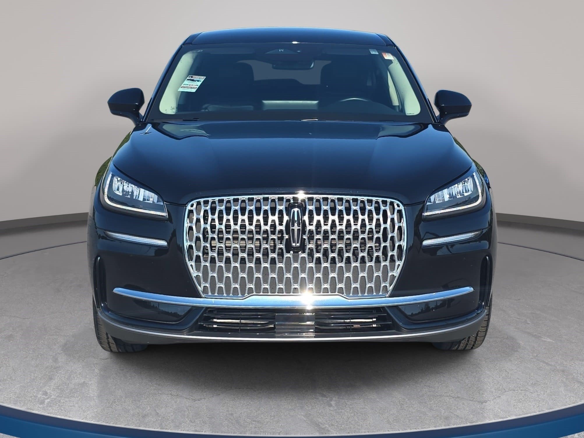 Certified 2024 Lincoln Corsair FWD image 2