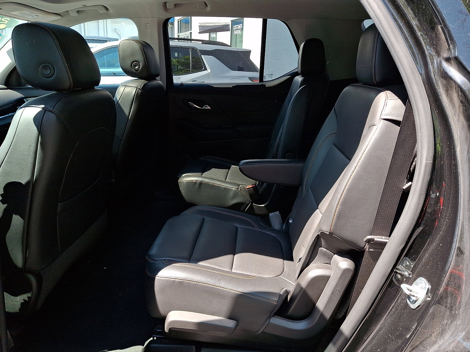 Certified 2019 Chevrolet Traverse LT w/ LT Premium Package AWD/4WD image 11
