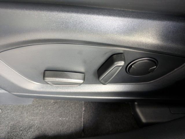 Certified 2025 Ford Explorer ST-Line image 22